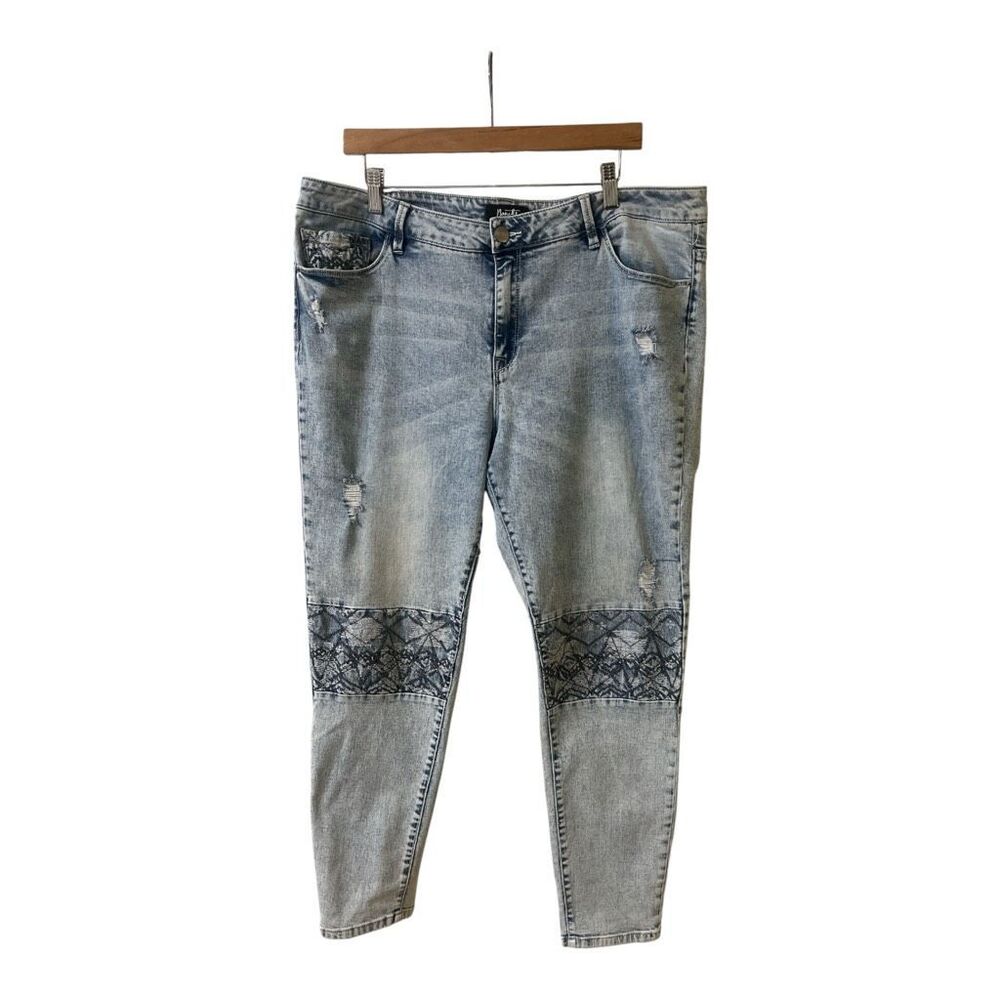 Nanette Lepore Nolita skinny jeans embroidered patches sz 18